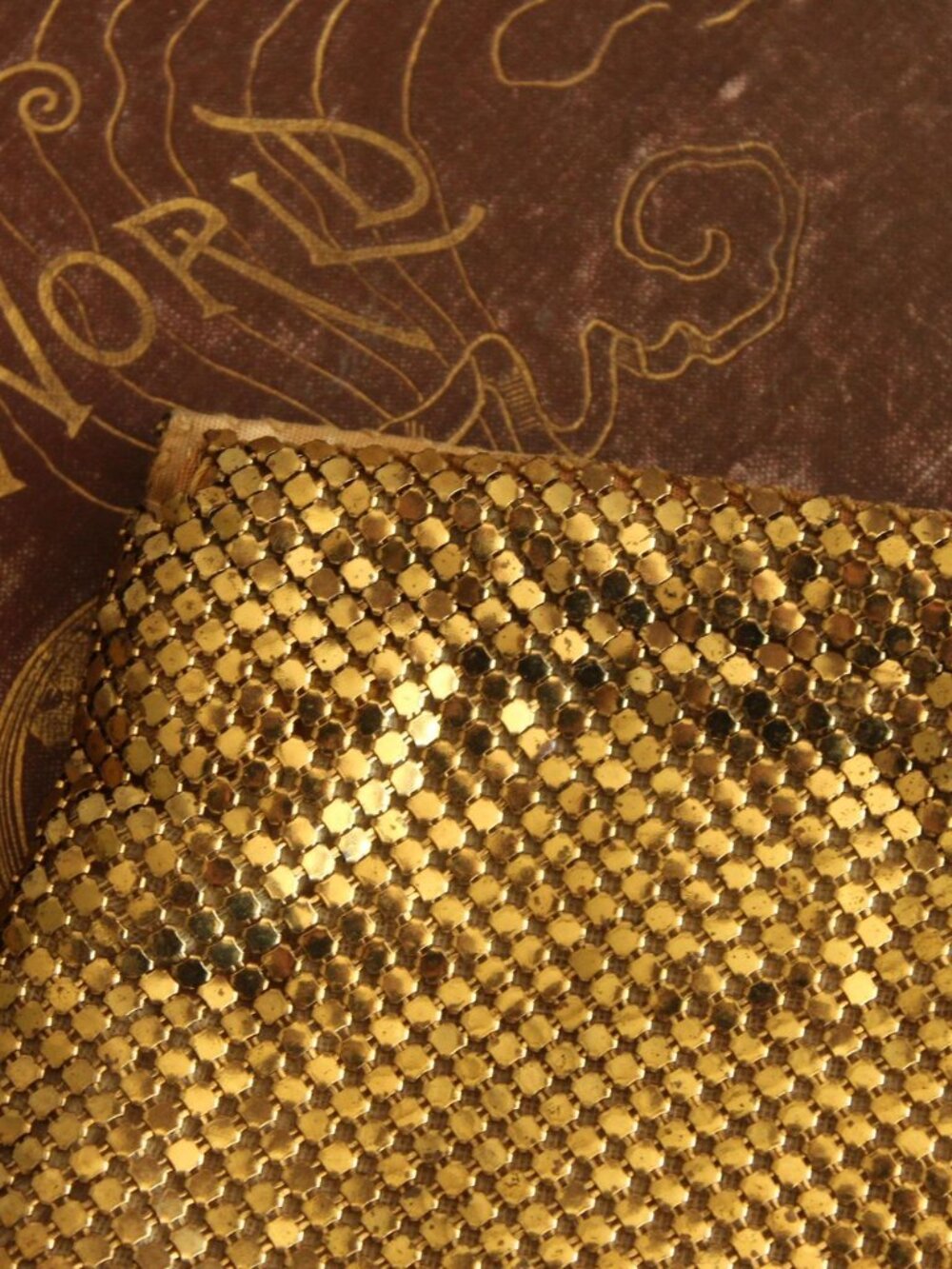 Vintage 1930s 1940s Clutch Purse, Gold Mesh Evening Bag, Art Deco, Possible Whit - Picture 5 of 13